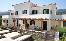 Handakas Studios